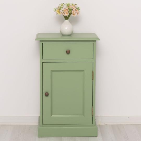 klasicka zelena provensalska nocny stolik vintage stredomorske drevo vidiecky spalnovy nabytok provensalsky nabytok vyroba nocne stoliky na mieru.jpg